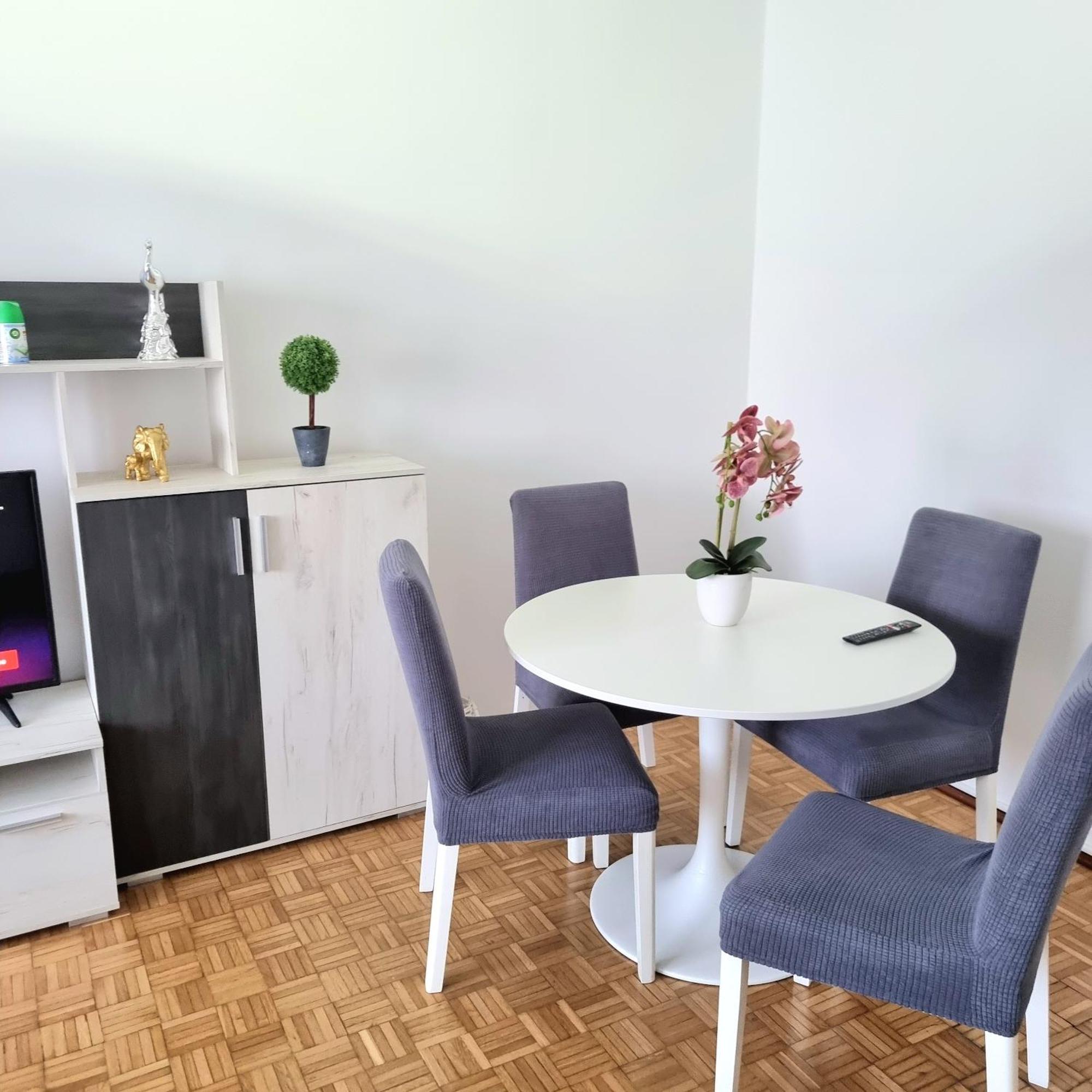 Chic Comfort 1Bdr With Landmark View - Concerthall Bucharest Luaran gambar