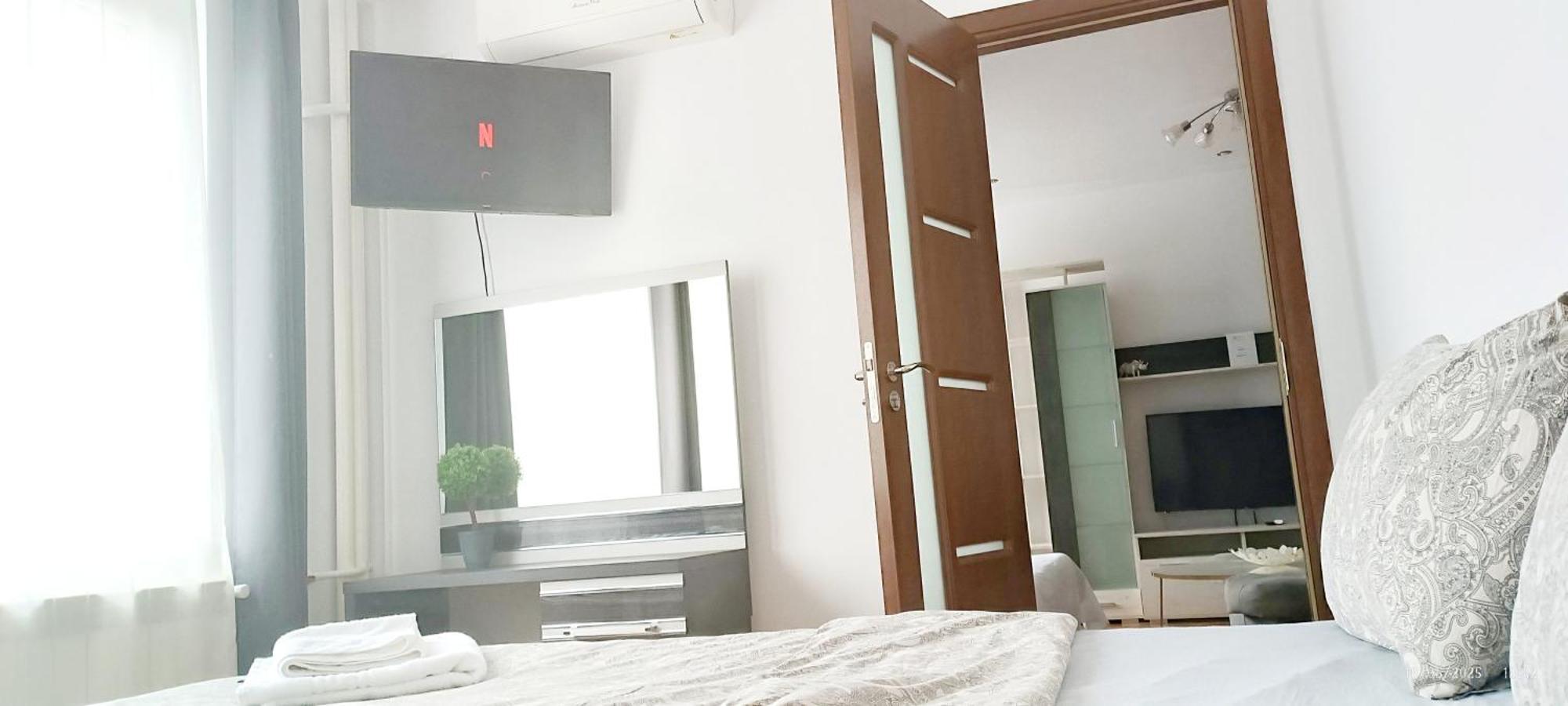 Chic Comfort 1Bdr With Landmark View - Concerthall Bucharest Luaran gambar